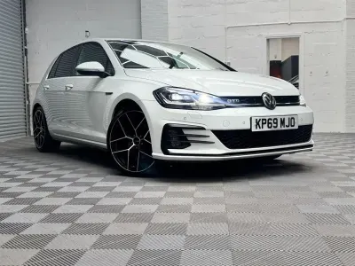 Used VW Golf VII GTD 184 HP (135 kW) 2019 White Hatchback