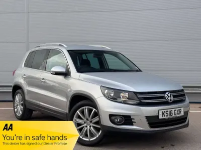 Second-hand VW Tiguan Edition 150 CP (110 kW) 2016 Argintiu SUV