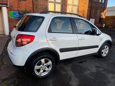 White Used 2011 Suzuki SX4 Hatchback | £5,995