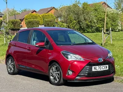 Used Toyota Yaris Hybrid 2020 Red Hatchback