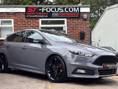 Used Ford Focus ST 250 HP (183 kW) 2017 Grey Hatchback