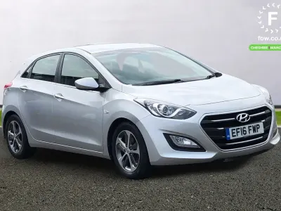 Used Hyundai i30 SE 120 HP (88 kW) 2016 Silver Hatchback