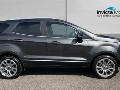 Usado Ford Ecosport Titanium 125 CV (91 kW) 2019 Gris SUV