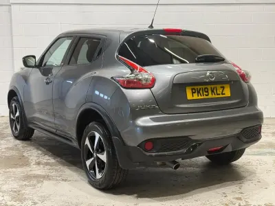 Usado Nissan Juke S 108 CV (79 kW) 2019 Gris SUV