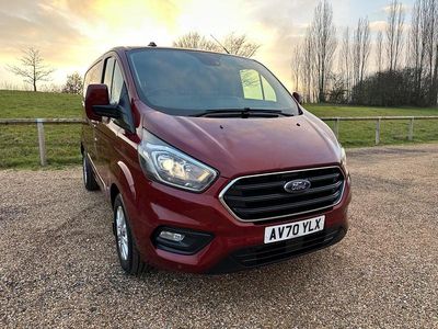 Used Ford Transit Custom Limited 130 HP (95 kW) 2021 Red Van