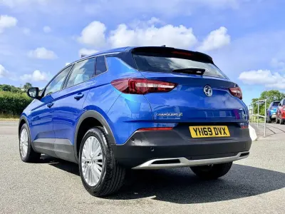 Used Vauxhall Grandland X S 128 HP (94 kW) 2019 Blue SUV