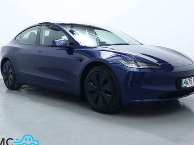 Usado Tesla Model 3 RWD 180 kW (245 HP) 2025 Azul Sedan