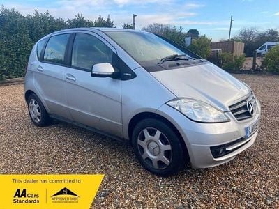 Used Mercedes A160 Classic 95 HP (69 kW) 2009 Silver Hatchback