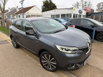 Begagnad Renault Kadjar Signature 2016 Grå SUV