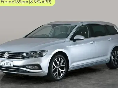 Used VW Passat SEL 150 HP (110 kW) 2023 Silver Estate