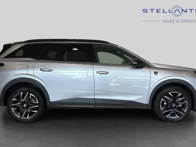 Used Peugeot 5008 GT 143 HP (105 kW) 2025 Grey SUV