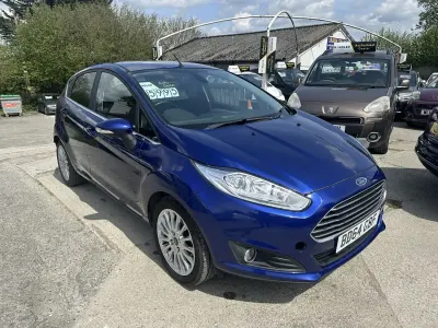 Usado Ford Fiesta Titanium 2014 Azul Utilitario