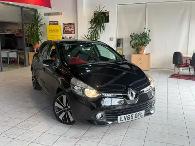 Used Renault Clio Dynamique 90 HP (66 kW) 2015 Black Hatchback
