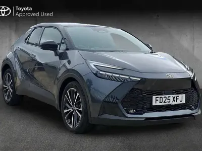 Used Toyota C-HR 140 HP (102 kW) 2025 Decuma grey SUV
