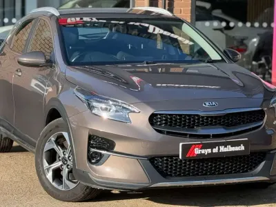 Used Kia XCeed 118 HP (86 kW) 2020 Brown SUV