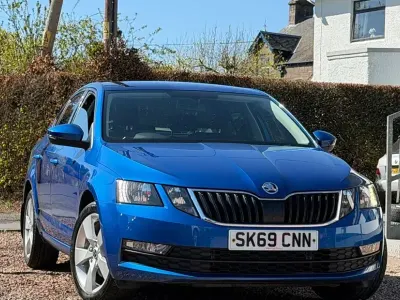 Używany Skoda Octavia SE Drive 150 KM (110 kW) 2019 Niebieski Hatchback