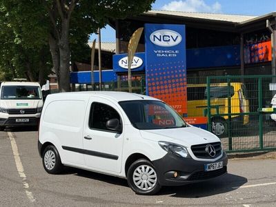Mercedes Citan 109