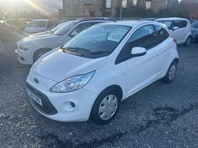 Begagnad Ford Ka 69 HK (50 kW) 2015 Vit Halvkombi