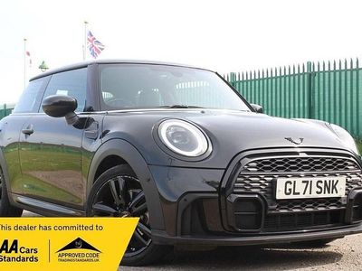 Używany Mini Cooper Hatch 2021 Czarny Hatchback