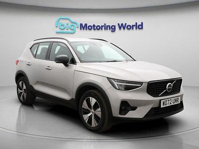 Begagnad Volvo XC40 Plus 211 HK (155 kW) 2023 Silver SUV