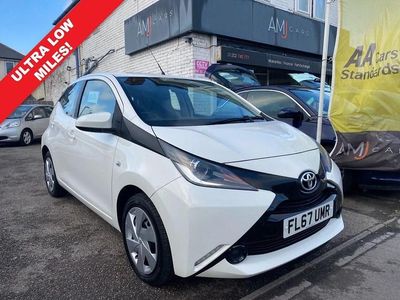 White Used 2017 Toyota Aygo X-play Hatchback | £6,795 (Fair price)