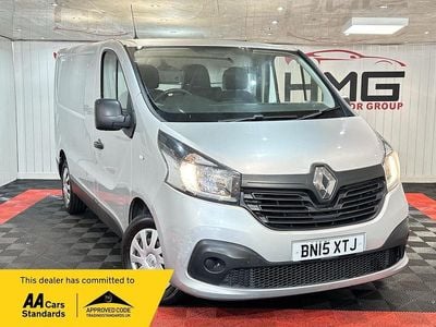 Used Renault Trafic Business 2015 Silver MPV