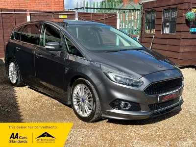 Używany Ford S-MAX Sport 210 KM (154 kW) 2016 Szary Minivan