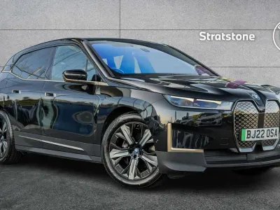 Usado BMW iX Sport Line 379 kW (516 CV) 2022 Negro SUV