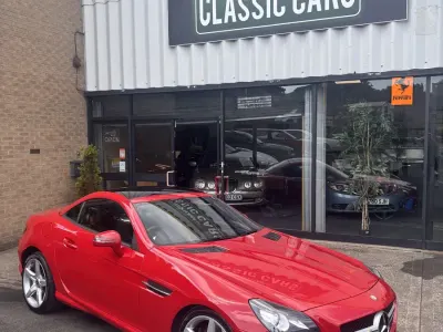Used Mercedes SLK250 AMG 204 HP (150 kW) 2012 Red Cabriolet