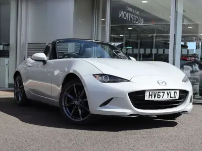 Używany Mazda MX5 Inclusive 160 KM (117 kW) 2017 Ceramic Kabriolet