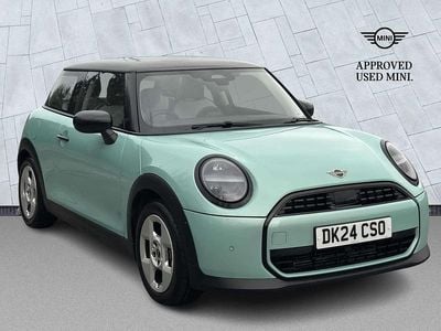 Used Mini Cooper Hatch 154 HP (113 kW) 2024 Green Hatchback