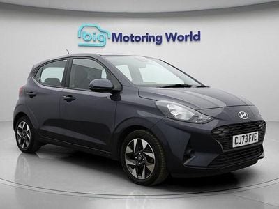 Used Hyundai i10 Advanced 67 HP (49 kW) 2023 Grey Hatchback