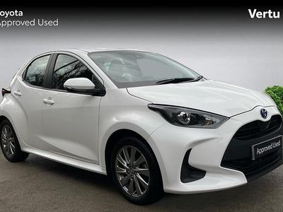 White Used 2023 Toyota Yaris Hybrid Hatchback | £16,697 (Good price)