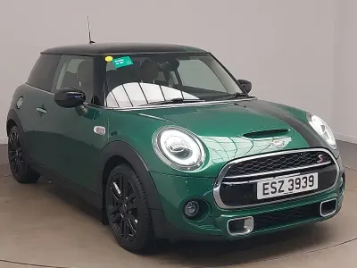 Used Mini Cooper S Exclusive 192 HP (141 kW) 2019 Green Hatchback