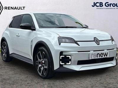 Used Renault R5 Komfort 110 kW (150 HP) 2025 White Hatchback