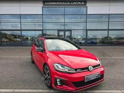 Begagnad VW Golf VII GTI 230 HK (169 kW) 2017 Röd Halvkombi