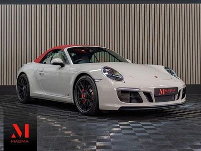 Porsche 911 Carrera 4 GTS