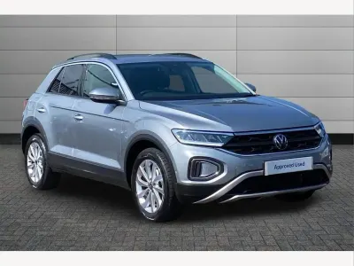 Used VW T-Roc Match 150 HP (110 kW) 2025 Silver SUV