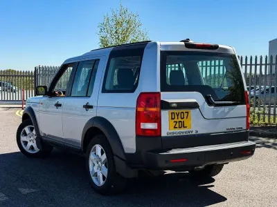 Begagnad Land Rover Discovery 3 HSE 2007 Silver SUV