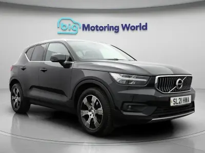 Used Volvo XC40 Inscription 197 HP (144 kW) 2021 Black SUV