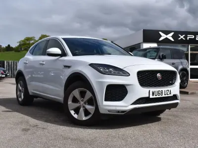 Begagnad Jaguar E-Pace R-Dynamic 180 HK (132 kW) 2018 Vit SUV