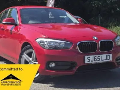 Used BMW 118 Sport Line 2015 Red Hatchback