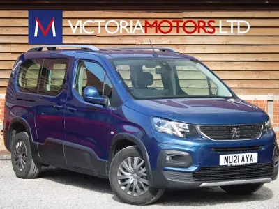 Used Peugeot Rifter Allure 100 HP (73 kW) 2021 Blue MPV
