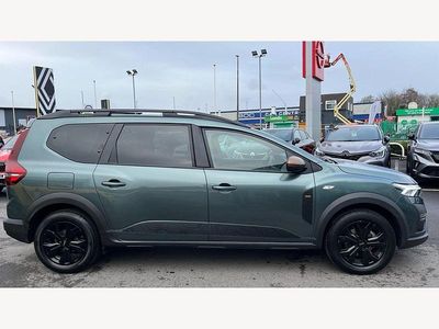 Used Dacia Jogger Extreme 2023 Green MPV