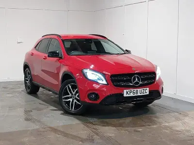 Used Mercedes GLA180 Urban 122 HP (89 kW) 2018 Red SUV
