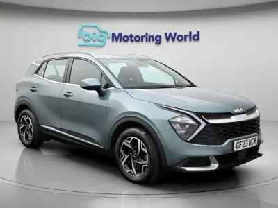 Usado Kia Sportage 150 CV (110 kW) 2023 Gris SUV