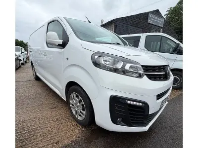 Used Vauxhall Vivaro Sportive 100 HP (73 kW) 2020 White MPV