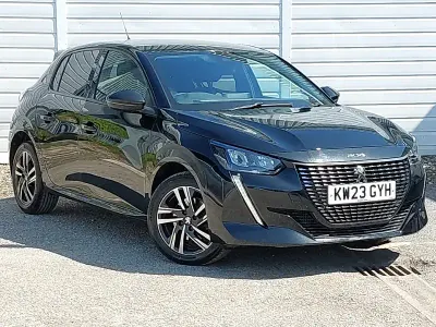 Used Peugeot 208 Allure+ 129 HP (94 kW) 2023 Black Hatchback