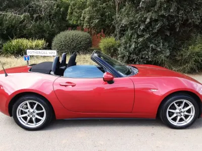 Used Mazda MX5 131 HP (96 kW) 2017 Red Cabriolet