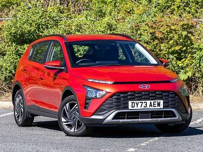 Begagnad Hyundai Bayon SE 100 HK (73 kW) 2023 Röd SUV